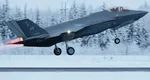 Momentul în care un avion F-35 se prăbuşeşte în Alaska. Pilotul s-a catapultat VIDEO