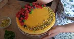 Cum pregătește Cornelia Rednic un cheescake delicios. Artista a dezvăluit secretul pentru un gust perfect
