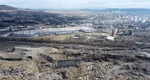Locuitorii unui oraș din România, nemulțumiți de construcția unei noi fabrici pe ruinele unui fost combinat pentru că ”nu dă tuturor locuri de muncă” și salarii de 4.000 euro pe lună