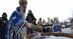 BOBOTEAZĂ 2025. 200.000 de PET-uri pregătite de Arhiepiscopia Tomisului pentru apa sfințită. Teodosie va oferi din apa sfințită și încarceraților la Poarta Albă