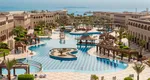 Vacanţe gratuite all-inclusive pentru români. O agenţie de turism va alege câştigătorii direct de pe stradă