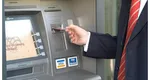 Lovitură dură pentru toți românii care au card. Băncile au băgat comisioane la propriile bancomate. Ce taxă percep Raiffeisen și UniCredit