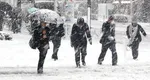 Prognoza meteo. Ninge ca-n povești în Ajunul Crăciunului, inclusiv în Capitală. Se depune strat de zăpadă