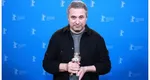 Regizorul român Radu Jude a primit „Ursul de Argint” pentru filmul său, „Kontinental 25”. Mesajul politic dur pe care l-a lăsat pe scena din Berlin