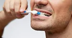 Cum te poate îmbolnăvi pasta de dinți. Puțină lume știe de substanța care afectează microbiomul oral