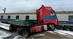 Haos pe ruta feroviară către munte. Trenurile staţionează între Sinaia şi Buşteni din cauza unui accident