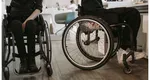 Persoanele cu dizabilități primesc un nou ajutor de la Guvern. Beneficiile urmează să fie centralizate