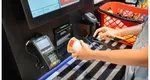 Cum au reușit românii să păcălească casele de marcat self scan. Reușesc să „fenteze” sute de lei la fiecare cumpărătură