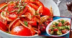 Salată de roșii în stil mediteranean. Ingredientul secret folosit de italieni