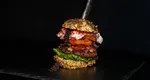 Cel mai scump hamburger din lume costă aproape 10.000 de euro, chiar dacă ingredientele sunt ținute secrete. E disponibil doar pentru cei care primesc o invitație