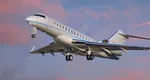 O mare companie aeriană vine în România. Șeicul care o conduce are și un hotel în București