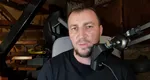 Marian Godină îi ironizează pe „suveraniştii georgişti”, după ce aceştia i-au umplut pagina de injurii: „Vă voi suci minţile şi vă voi face fanii mei, mă veţi idolatriza”