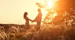 Horoscop dragoste. Astrologii spun că aceste 4 ZODII vor avea cea mai romantică toamnă 