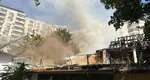 Incendiu în centrul Capitalei. Arde iar fostul restaurant Mărul de Aur