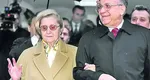 Ce l-a rugat Nina pe Ion Iliescu, în spital. Ultimele cuvinte pe care fostul șef de stat le-a auzit de la soția sa