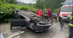 Cod roşu de intervenţie în Argeş: 4 persoane au murit după ce maşina a căzut într-o prăpastie