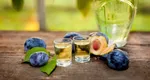 Cât costă un kilogram de prune pentru țuică în august 2025. Câți bani trebuie să cheltuiești pentru un „deca”