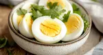 De ce e bine să eviți ouăle fierte tari după vârsta de 40 de ani. Ce avertizează nutriționiștii