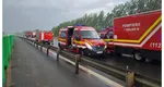 Cod roşu de intervenţie la Constanţa, coliziune gravă între un microbuz şi o maşină