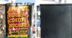 Amenzi uriașe pentru afișe lipite ilegal în București. Cine este vizat de decizia Primăriei Capitalei