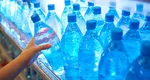 Prețul impus pentru sticla de apă de 500 ml în aeroporturi, gări sau benzinării. Ce stabilește un proiect de lege