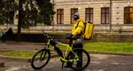 Livratorii platformelor digitale vor avea sindicat. Ce drepturi cer guvernului angajații Glovo, Bolt și Wolt