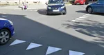Ce reprezintă marcajele rutiere ”dinți de rechin”? În ce condiții sunt folosite triunghiurile albe și ce trebuie să facă șoferii care le întâlnesc