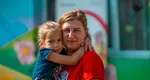 Sondaj Salvaţi Copiii: Reunirea familiilor din Diaspora este complicată. Mamele care muncesc în străinătate nu găsesc job în România