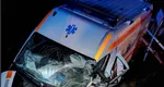Coliziune între o ambulanță și o mașină în Cluj. Pacienta din salvare a murit. Patru adulţi şi o fetiţă, transportaţi la spital