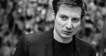 Andrei Caramitru şi-a ieşit din minţi. Pe cine a numit „psihopaţi super periculoşi, demenţi obsedaţi de bani şi putere de aia brutală”