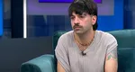 David Pușcaș suferă, de fapt, de o boală care îl împiedică să se angajeze. Este obligat de circumstanțe să cerșească pe TikTok