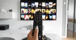 Netflix vrea să cumpere Warner Bros și HBO. Ce ar însemna această mutare pentru abonați