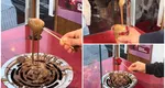 ‘Strawberry Chocolate’ se vinde ca pâinea caldă la Târgul de Crăciun Drumul Taberei. Cât costă desertul devenit viral în toată lumea
