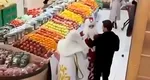 Cascadorii râsului: Doi Moși Crăciun s-au luat la bătaie într-un supermarket – VIDEO