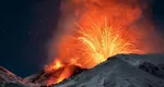 Vulcanul Etna a erupt cum nu s-a mai văzut în ultimii 30 de ani. Fântânile de lavă au atins înălțimi de până la 400 de metri
