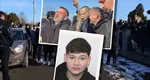 Copilul de 15 ani ucis de doi adolescenți, condus pe ultimul drum. Tatăl său a fost scos din închisoare pentru a participa la înmormântare