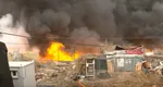 Incendiu de amploare în apropierea unui cartier de lux: „Dormeam până când un vecin m-a sunat să-mi spună”