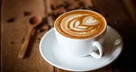 Condimentul banal care schimbă cafeaua de dimineață. Ce spun medicii despre efectele asupra inimii și glicemiei