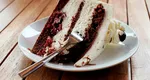Tort Cheesecake Red Velvet, rețeta simplă și rapidă. Desertul care te cucerește de la prima înghițitură