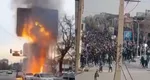 Criză majoră în Iran. Protestatarii au preluat controlul a două orașe, iar forțele de securitate au declanșat raiduri brutale. Apelul disperat al manifestanților către Donald Trump VIDEO