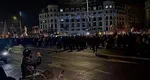 Bărbatul care i-a transmis lui Călin Georgescu „Marș la Moscova” a revenit cu același mesaj pentru protestatarii suveraniști. Cuvintele au fost proiectate pe fațadele mai multor clădiri, chiar în timpul manifestațiilor VIDEO