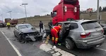 Accident grav în Suceava. 4 răniți, o victimă descarcerată de pompieri. Traficul este complet blocat