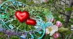 Horoscop aprilie 2026. Zodiile răsfăţate de astre în această primăvară