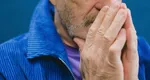 Un bărbat de 100 de ani, găsit mort în casă de familie. Rudele l-au descoperit în genunchi, cu mâinile împreunate