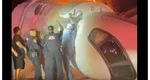 Un avion s-a prăbușit pe o autostradă din Texas. Şoferii au coborât din maşini și au încercat să salveze pasagerii din flăcări