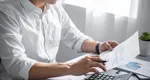 Românii plătesc cele mai mari impozite pe salarii din UE. Aproape jumătate din bani se duc la stat