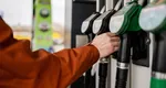 Preț carburanți 30 iulie 2026. Motorina se menține peste 10 lei. Un plin (50 de litri) costă azi cu 40.5 lei mai mult decât luna trecută