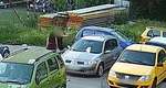 Doi adolescenți au făcut prăpăd în curtea în care sunt depozitate mașinile ridicate pentru parcare neregulamentară în Sectorul 4 al Capitalei