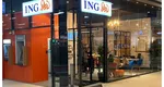 ING a blocat contul în care o mamă primea indemnizația și alocația copilului. Motivul halucinant pentru care i-au cerut explicatii pe banii ei din cont