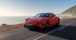 Un tânăr, amendat după ce s-a filmat conducând cu peste 200 km/h. Poliția l-a găsit după videoclipul postat
